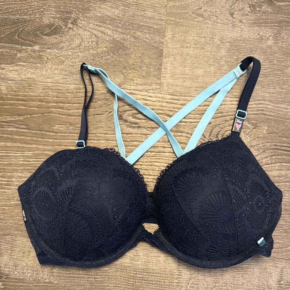 Victorias Secret NWT Blue Bra 36D